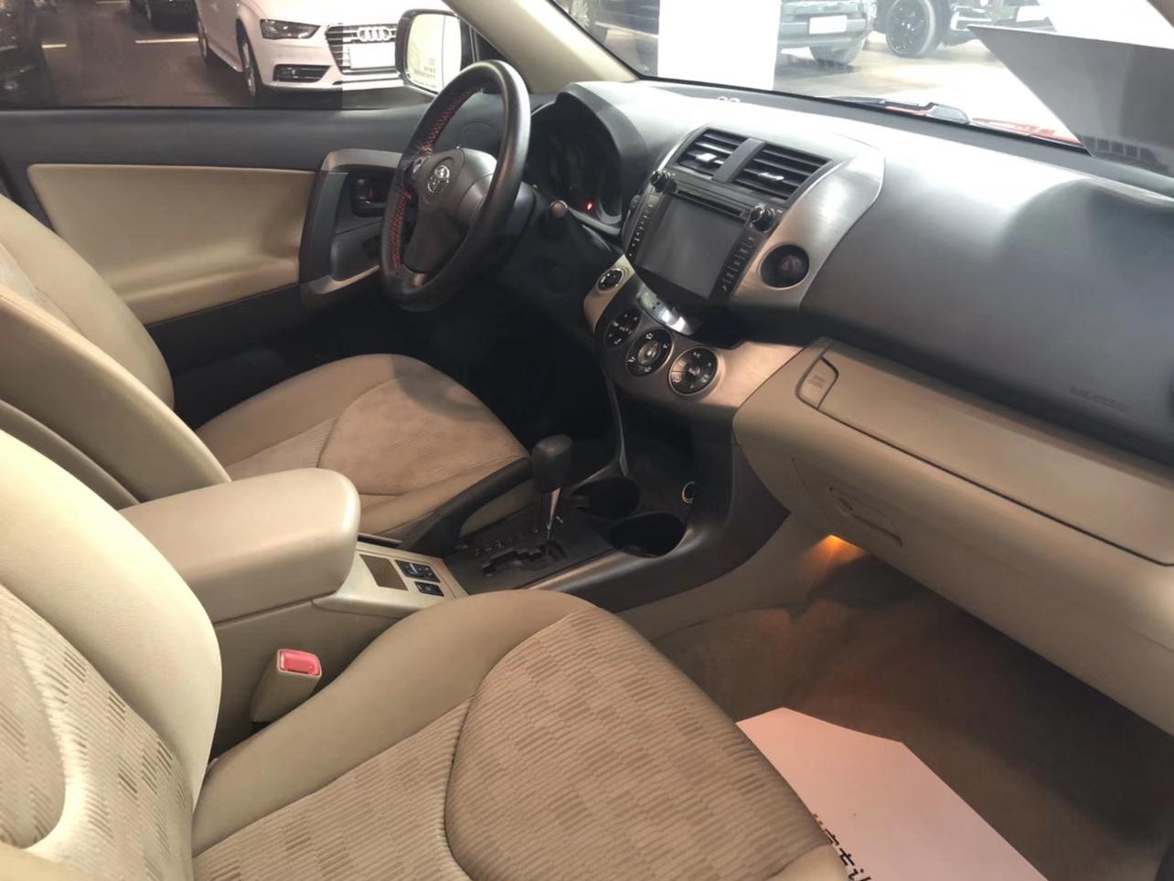 Toyota RAV4 2013 thumb 4