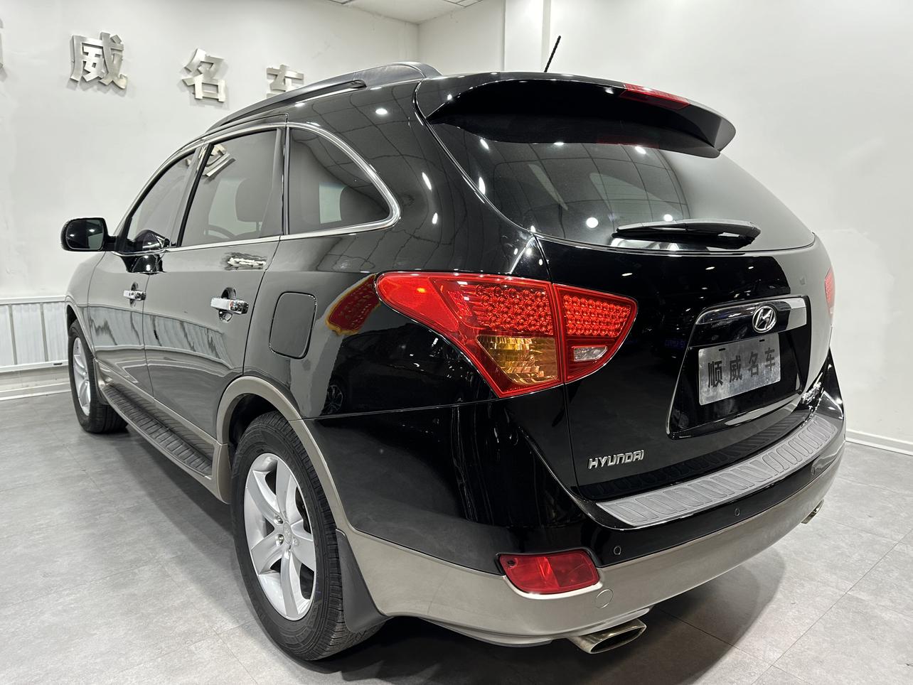 Hyundai Veracruz 2008 thumb 2
