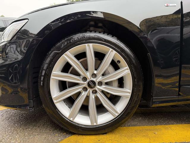 Audi A6 2021 thumb 10