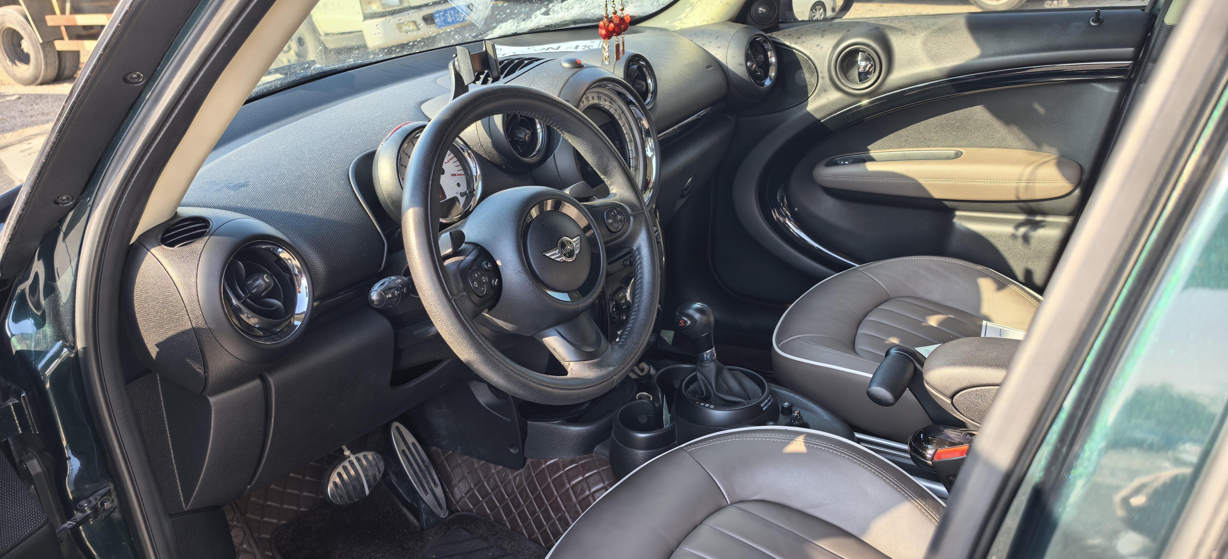 Mini Countryman 2013 thumb 7