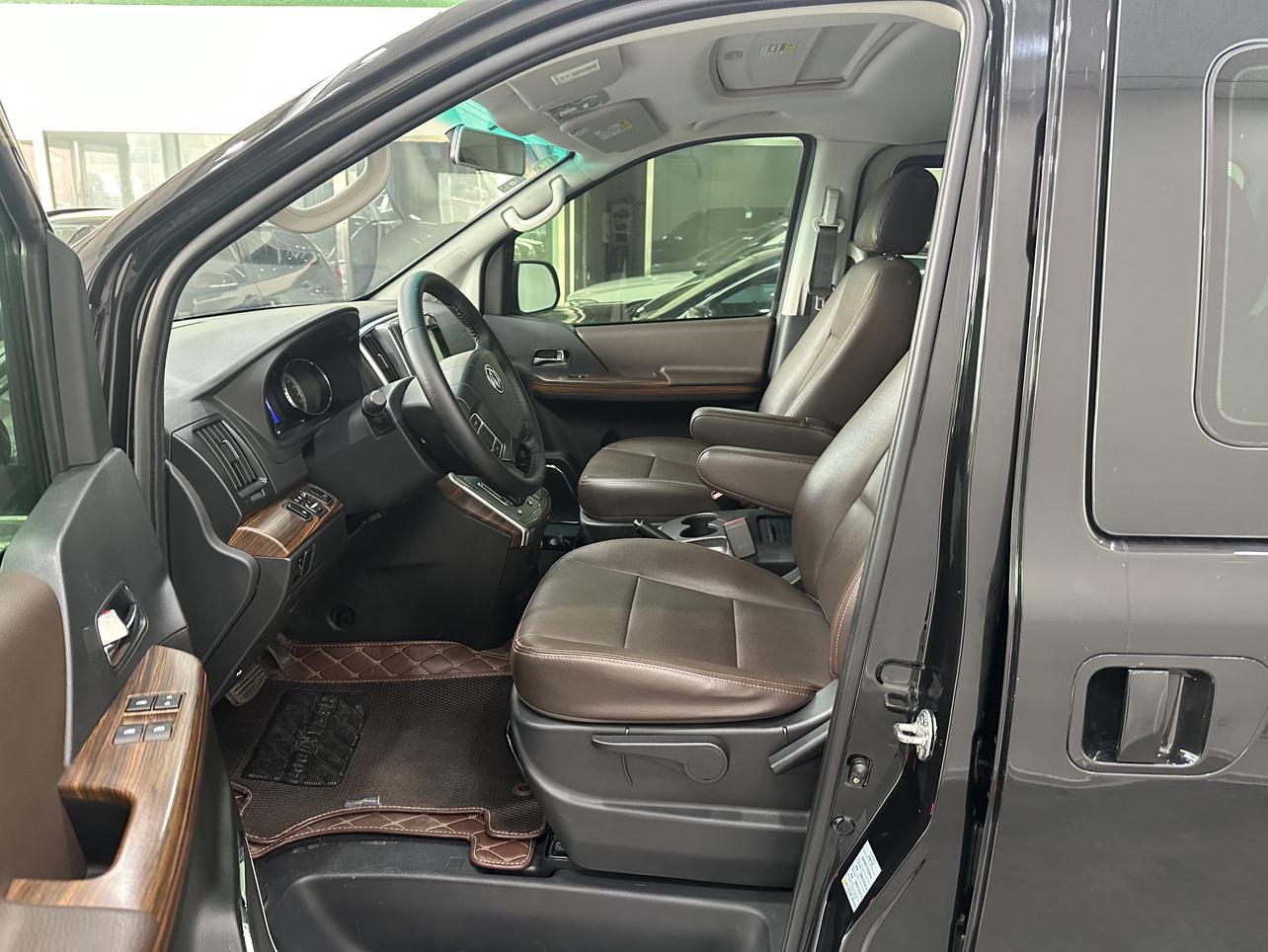 Dongfeng Fengxing M7 2018 thumb 7