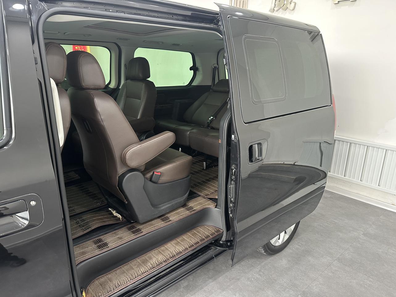 Dongfeng Fengxing M7 2018 thumb 8