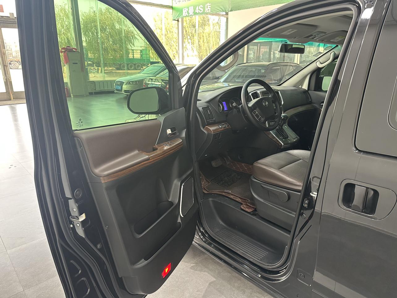 Dongfeng Fengxing M7 2018 thumb 10