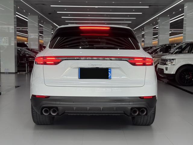 Porsche Cayenne 2019 thumb 8