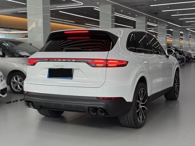 Porsche Cayenne 2019 thumb 9