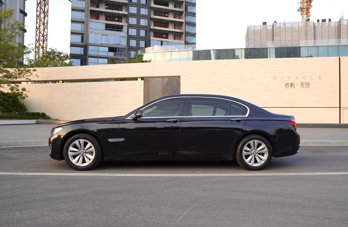 BMW 7 серии 2013 thumb 2