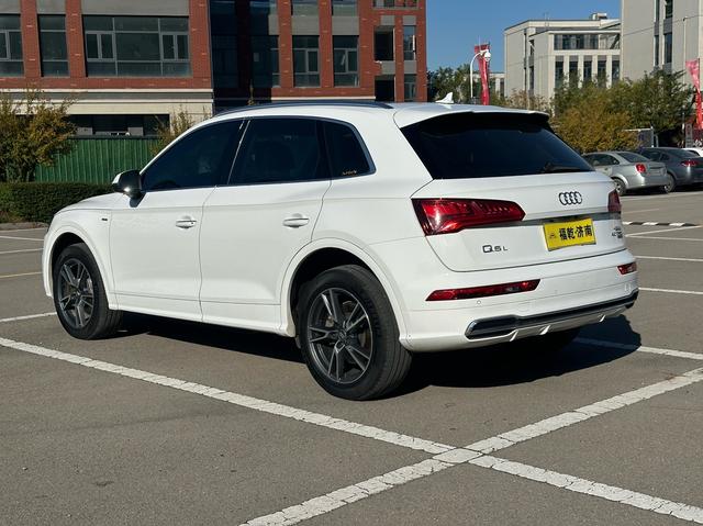 Audi Q5 2020 thumb 4