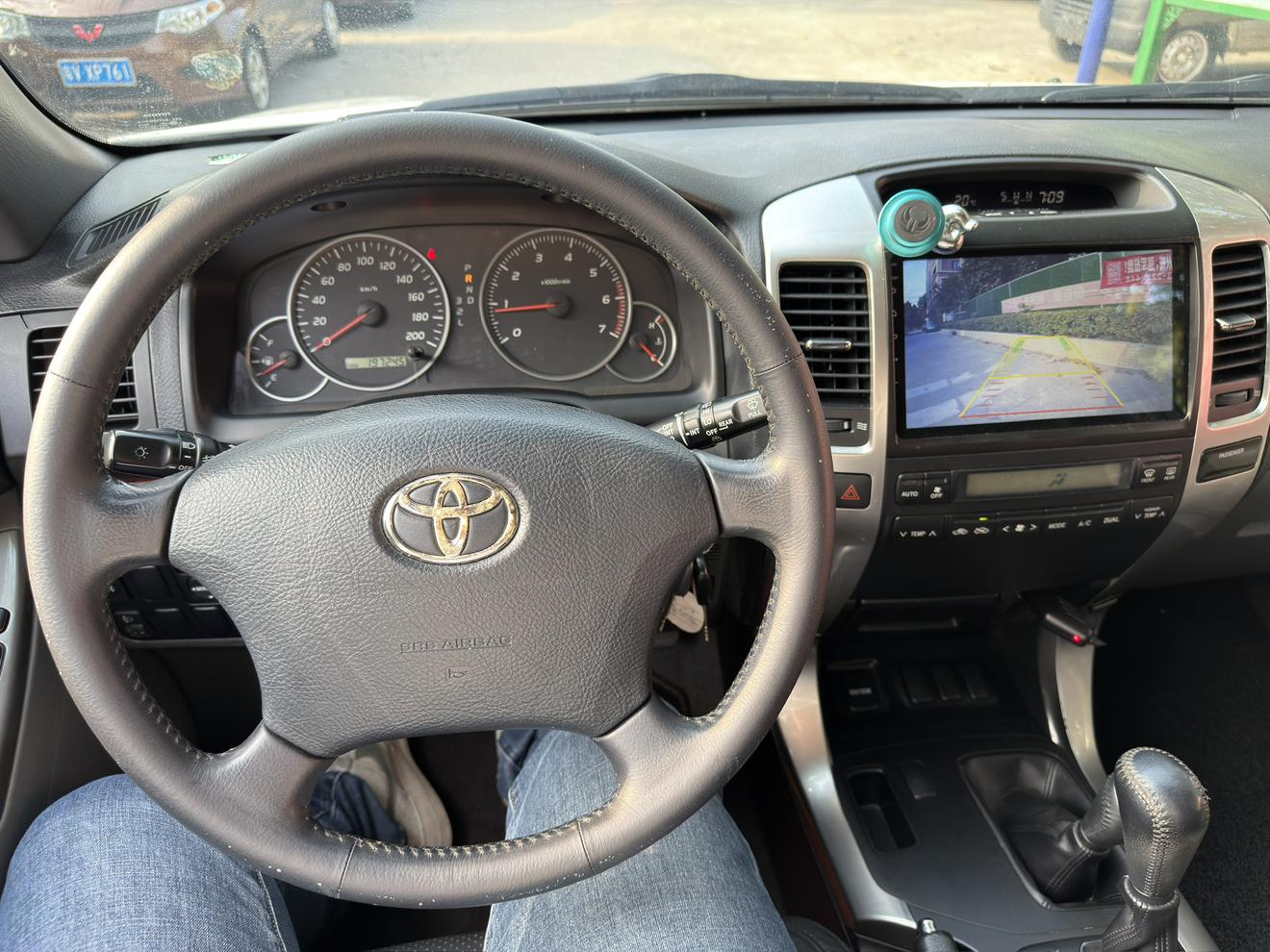 Toyota Land Cruiser Prado 2009 thumb 6