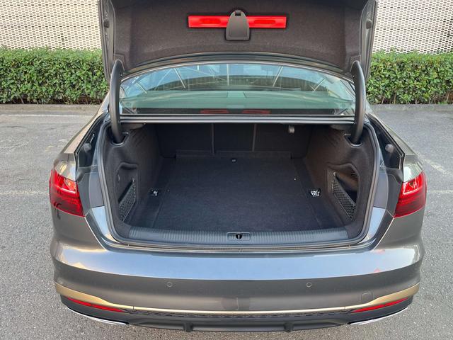 Audi A4 2024 thumb 7
