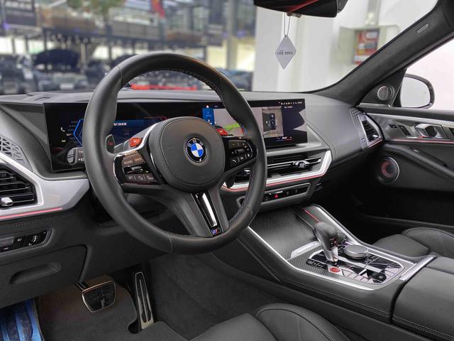 BMW XM 2023 thumb 3