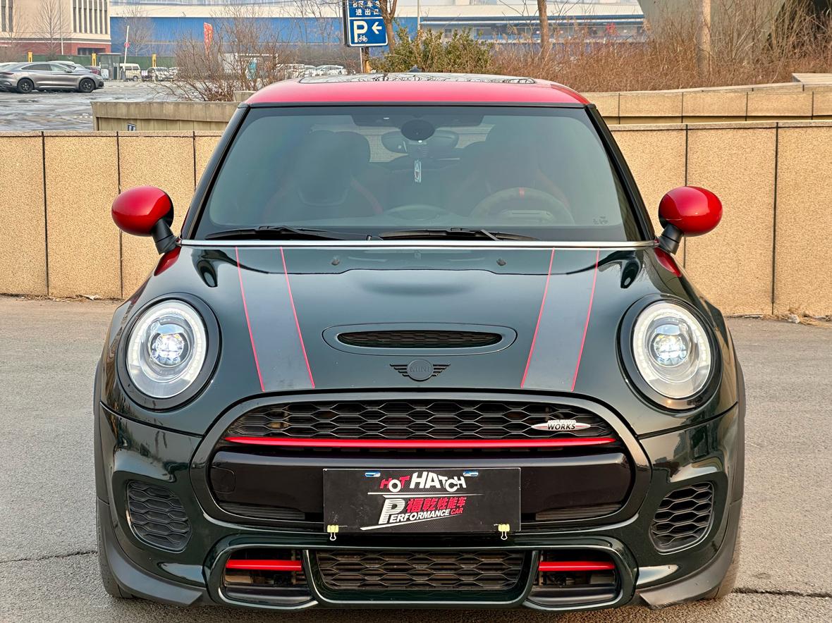 MINI JCW Hatch 2018 thumb 7