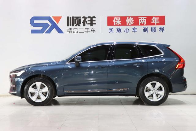 Volvo XC60 2022 thumb 3