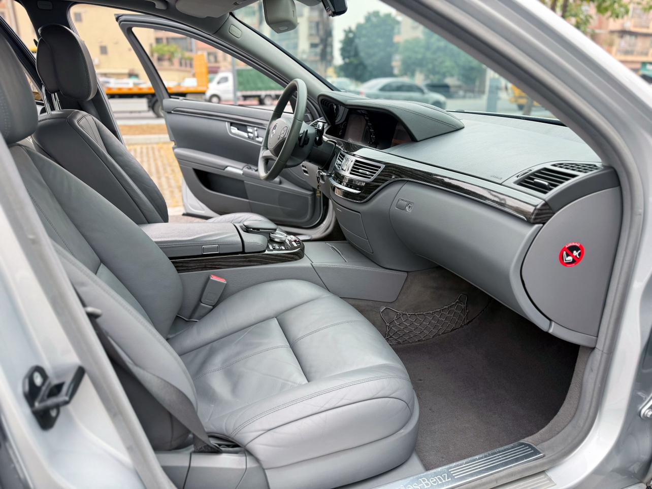 Mercedes-Benz S-Class 2007 thumb 4