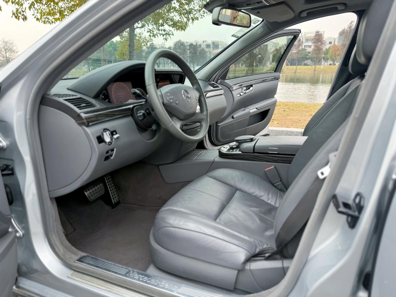 Mercedes-Benz S-Class 2007 thumb 9