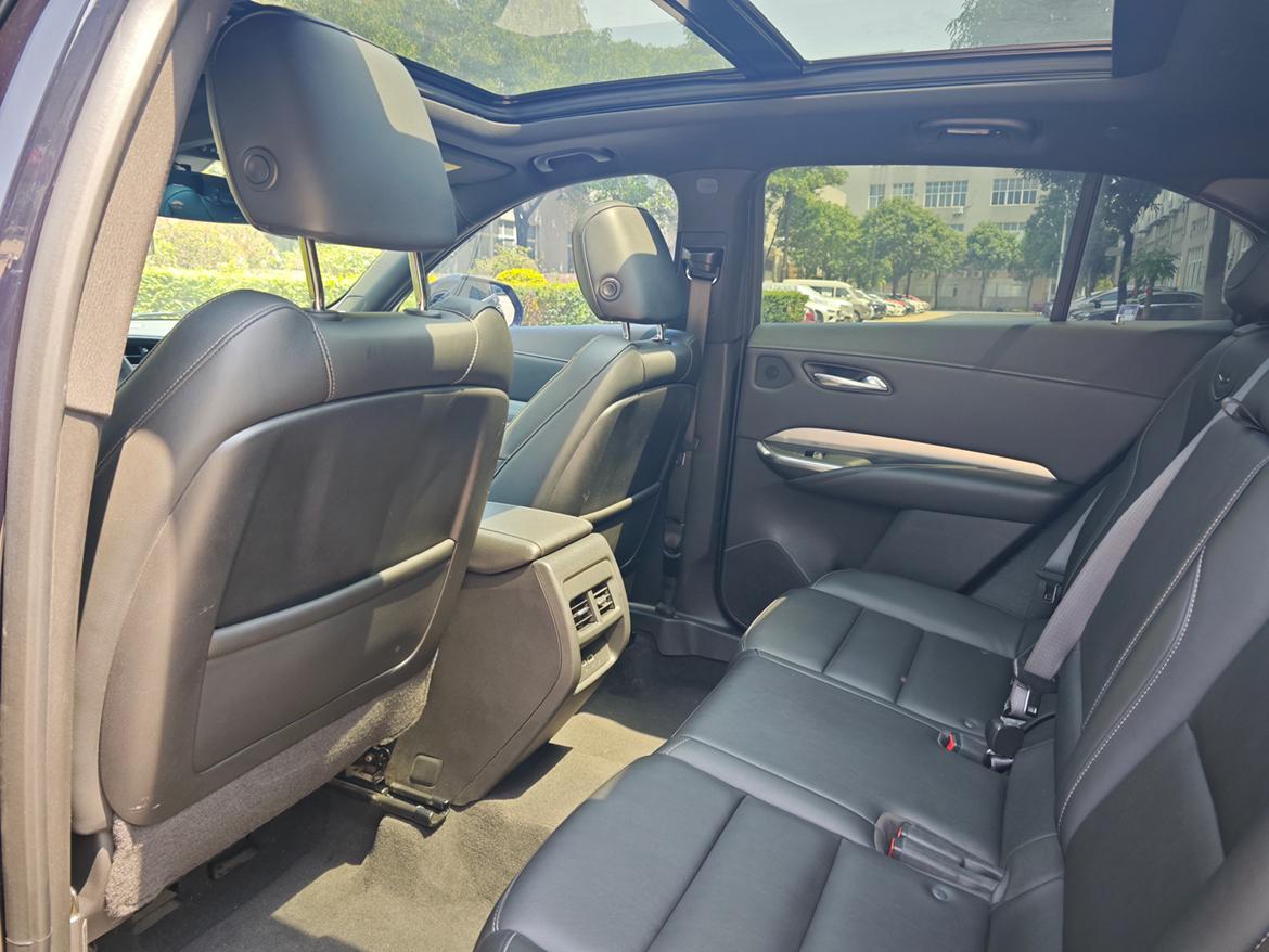 Cadillac XT4 2020 thumb 6