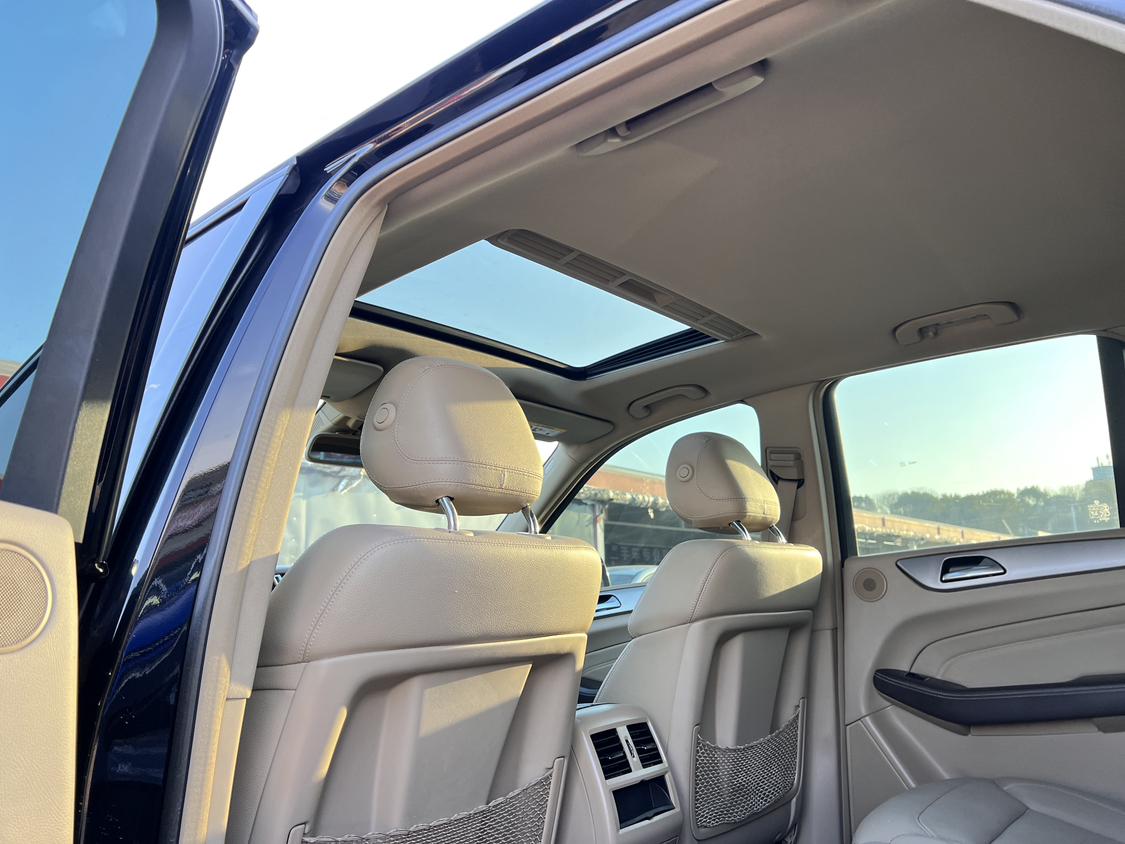 Mercedes-Benz M-Class 2015 thumb 7