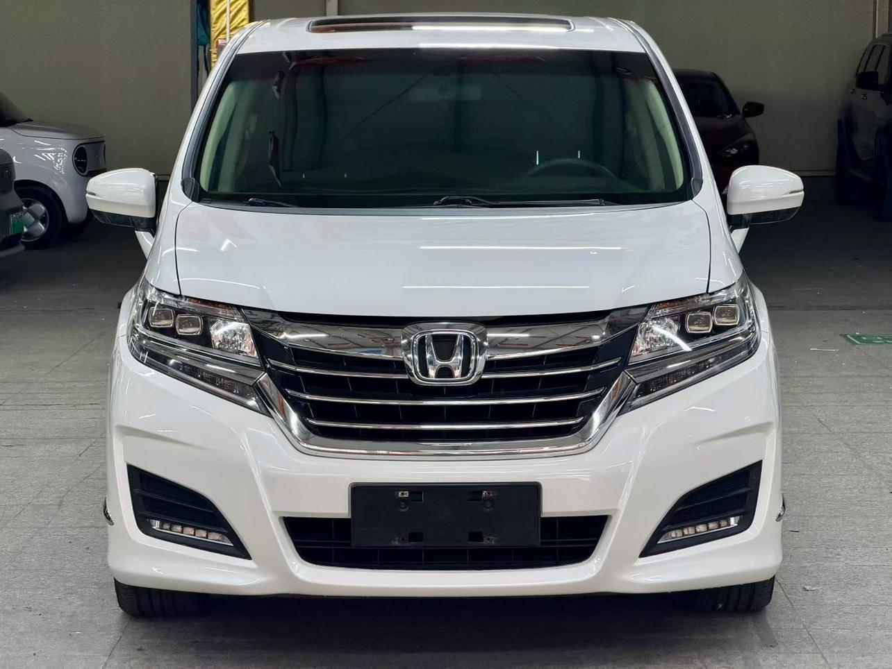 Honda Elysion 2017 thumb 9