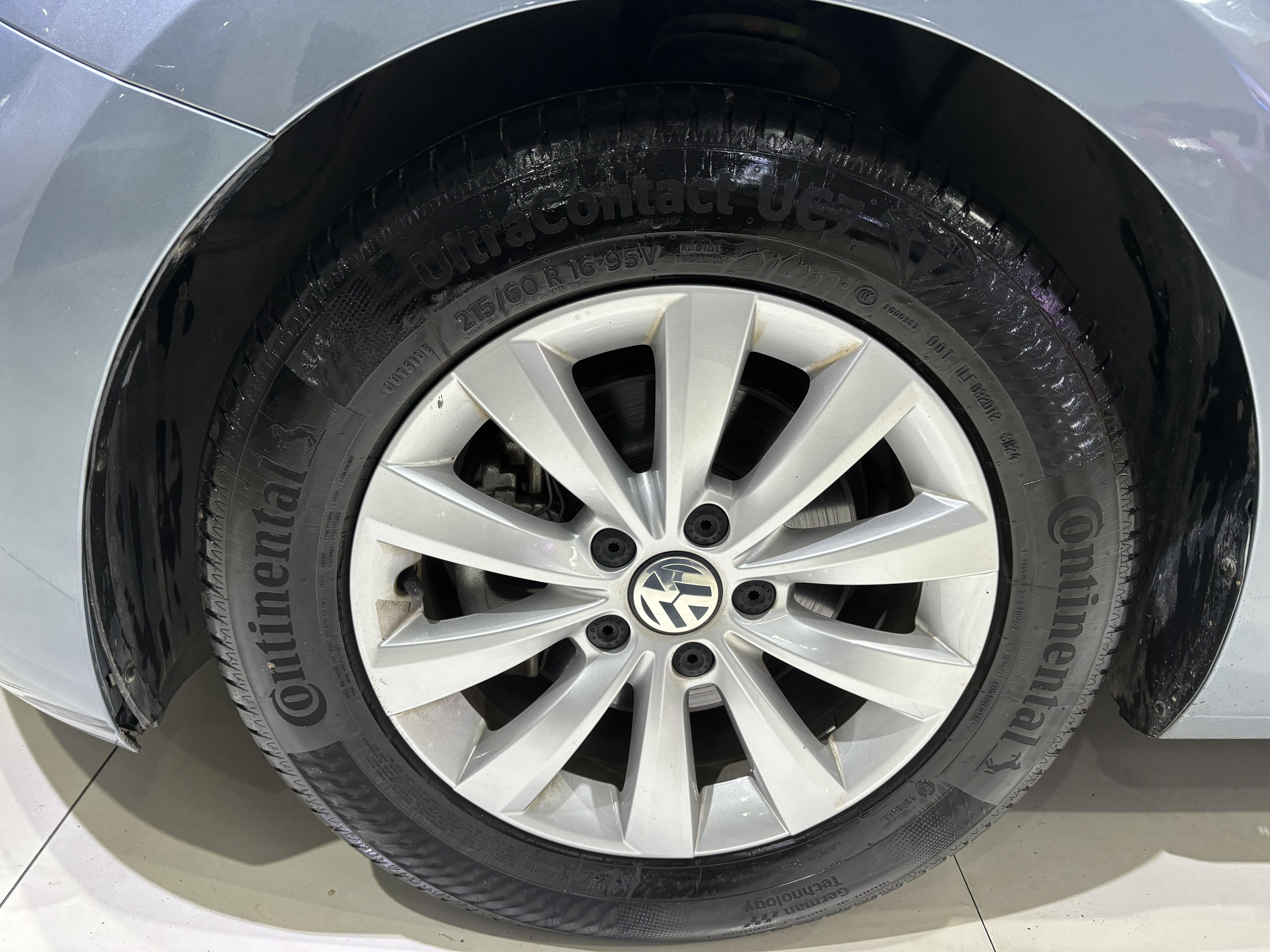 Volkswagen Beetle 2020 thumb 7