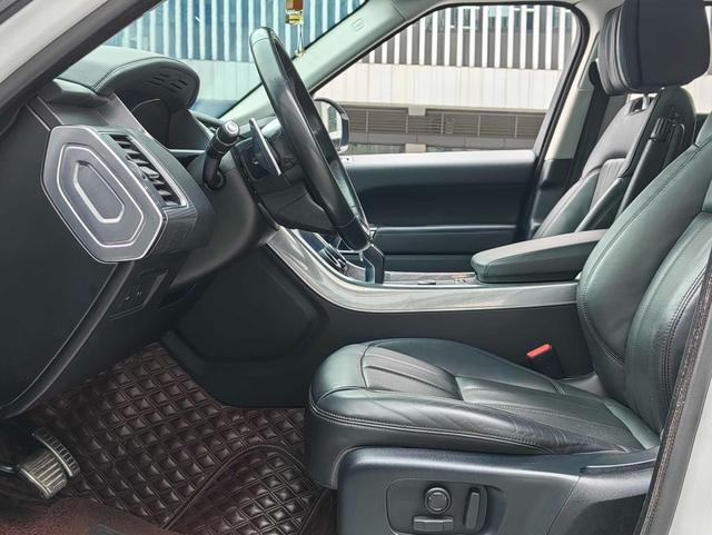 Land Rover Range Rover Sport 2019 thumb 7