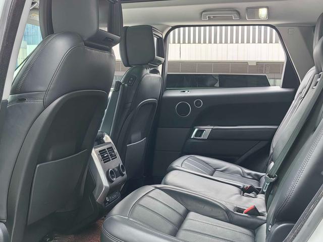 Land Rover Range Rover Sport 2019 thumb 11