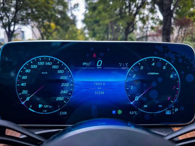 Mercedes-Benz C-Class 2023 thumb 3