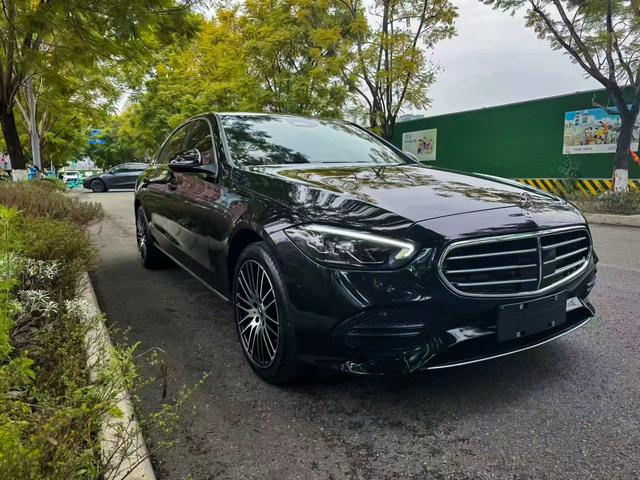 Mercedes-Benz C-Class 2023 thumb 6