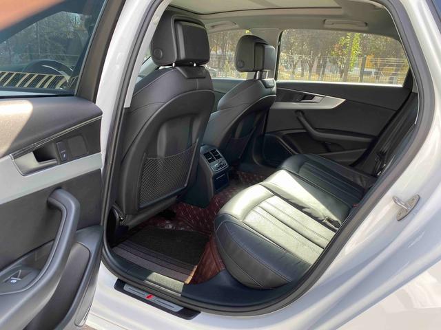Audi A4 2020 thumb 3