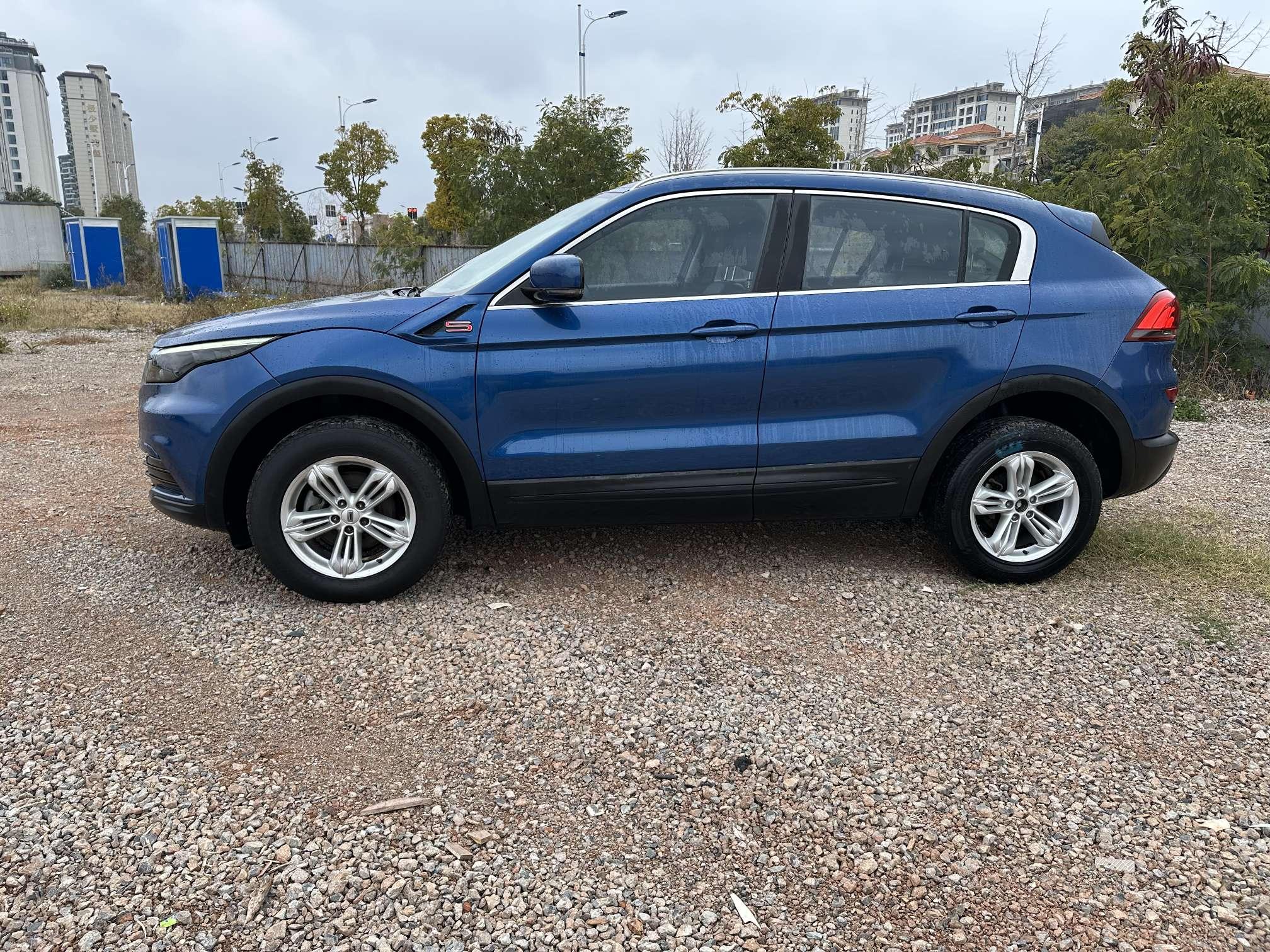 Qoros 5 2019 thumb 2