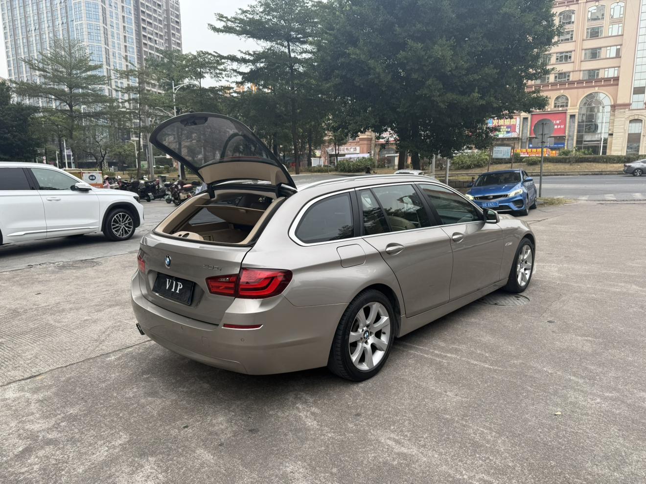 BMW 5 серии 2013 thumb 6