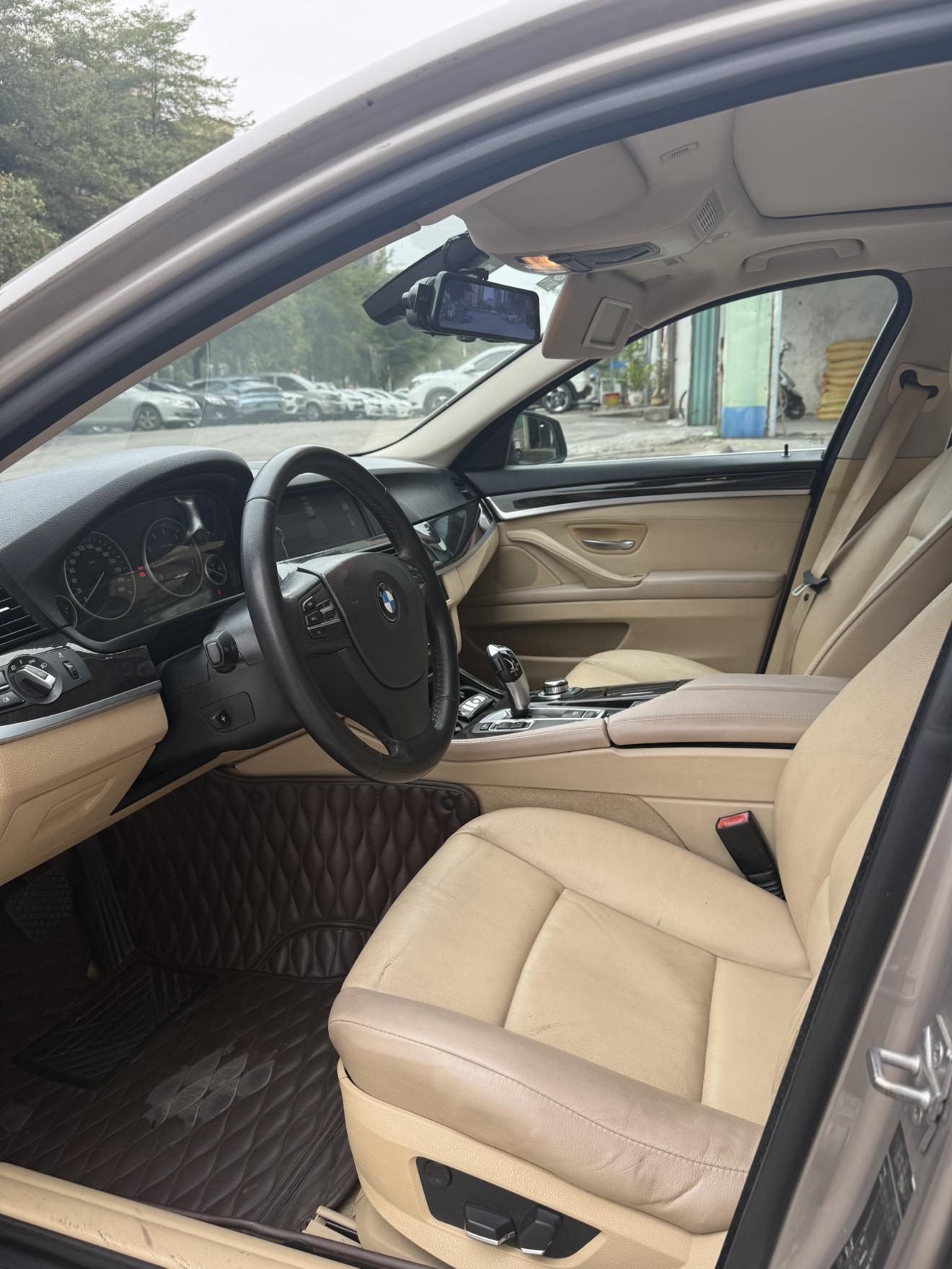 BMW 5 серии 2013 thumb 7