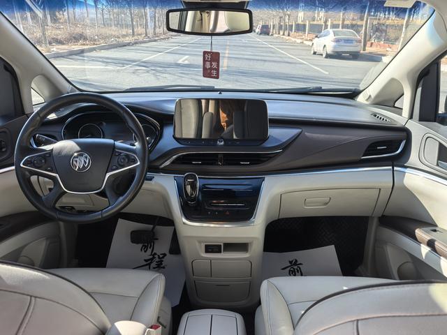 Buick GL8 2020 thumb 3