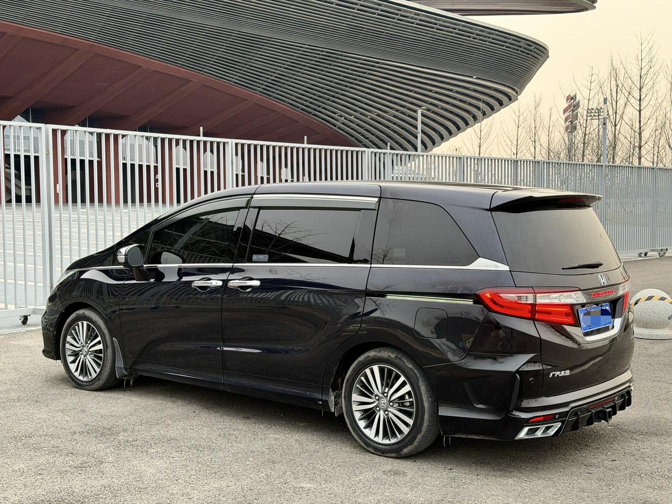 Honda Odyssey 2019 thumb 2