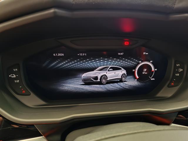 Lamborghini Urus SE 2025 thumb 7