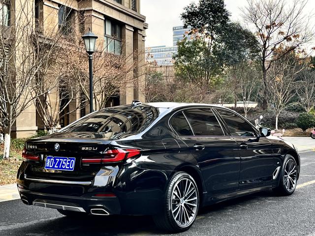 BMW 5 серии 2022 thumb 5