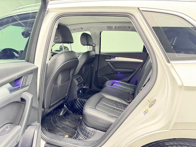 Audi Q5 2020 thumb 10
