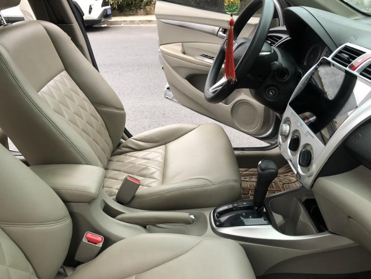 Honda City 2010 thumb 8