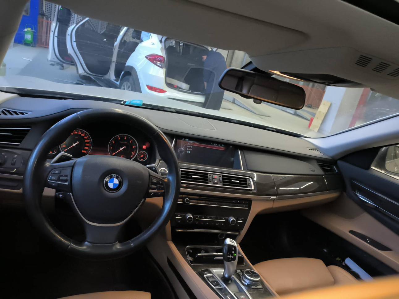 BMW 7 серии 2013 thumb 4