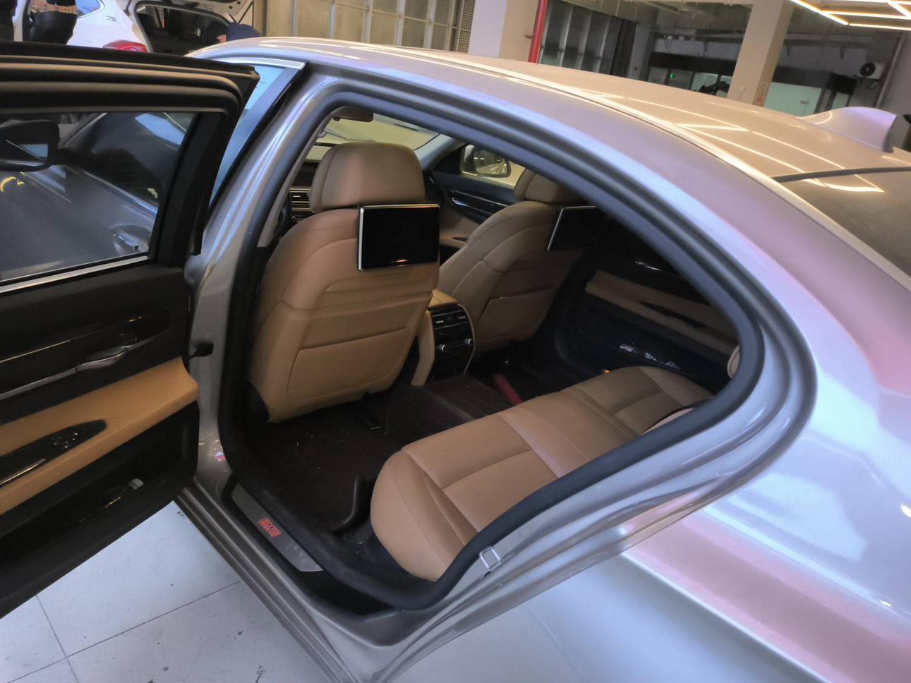 BMW 7 серии 2013 thumb 7