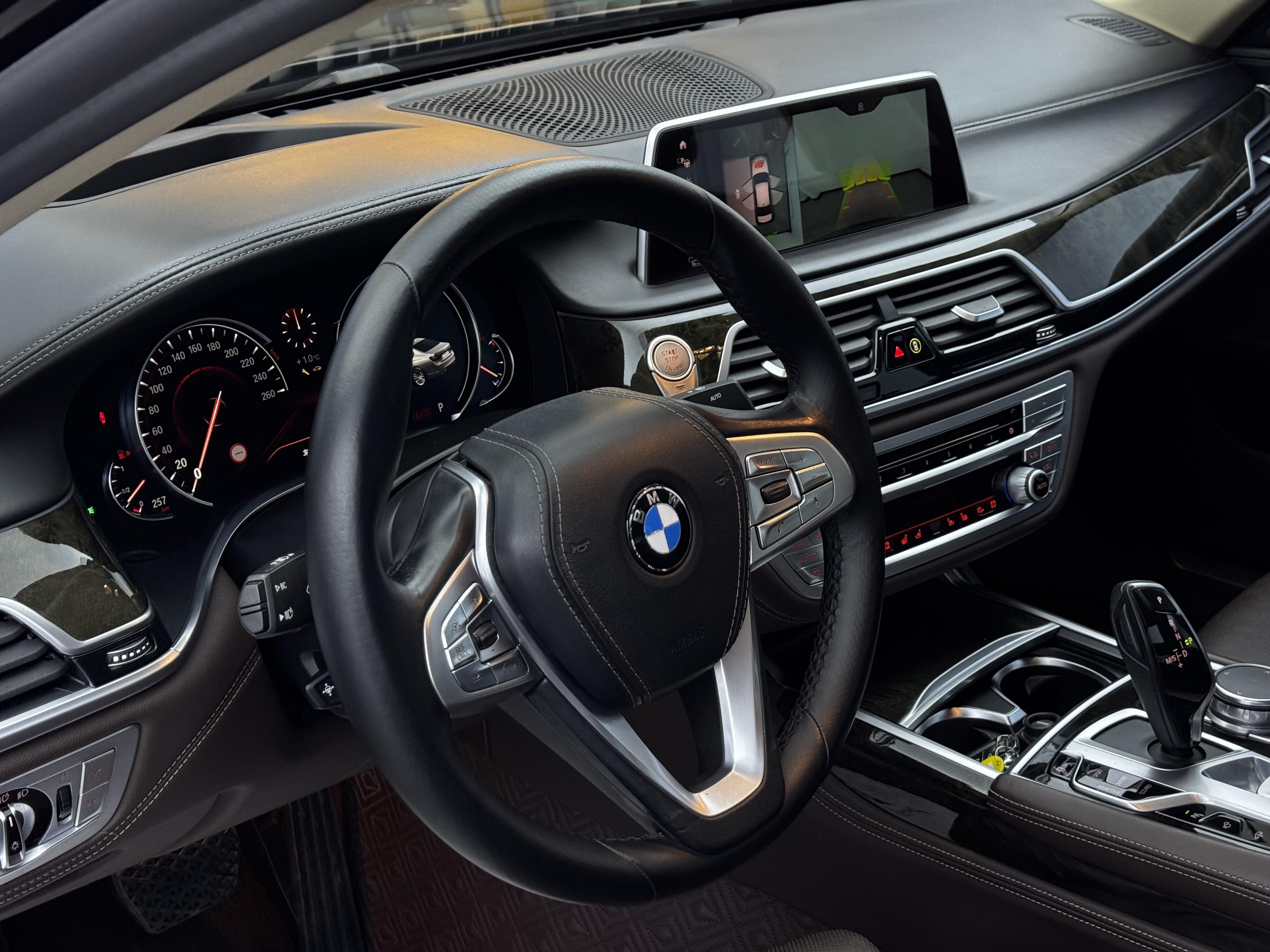 BMW 7 серии 2019 thumb 6