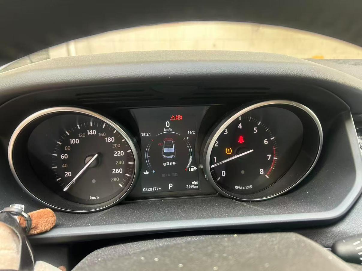 Land Rover Range Rover Sport 2017 thumb 6
