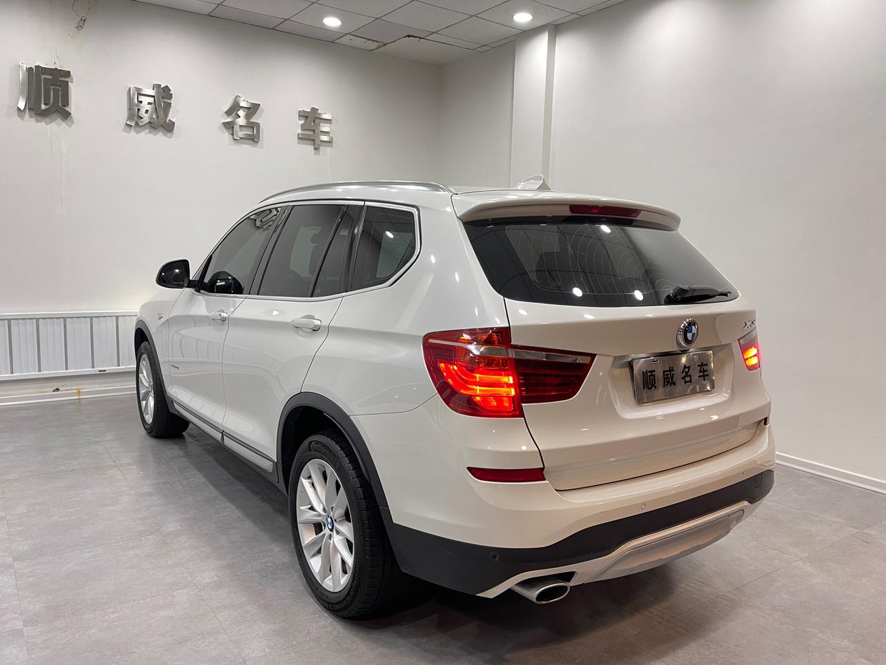 BMW X3 2014 thumb 3