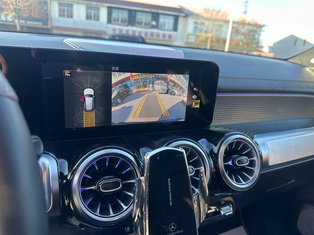 Mercedes-Benz GLB 2021 thumb 9