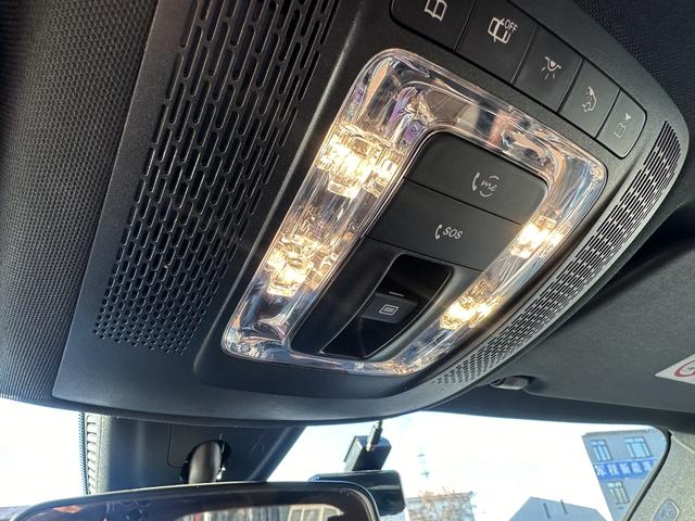 Mercedes-Benz GLB 2021 thumb 12