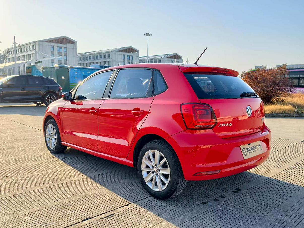 Volkswagen Polo 2016 thumb 2