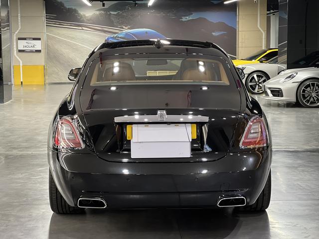 Rolls-Royce Ghost 2021 thumb 2