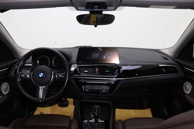 BMW 1 серии 2023 thumb 12