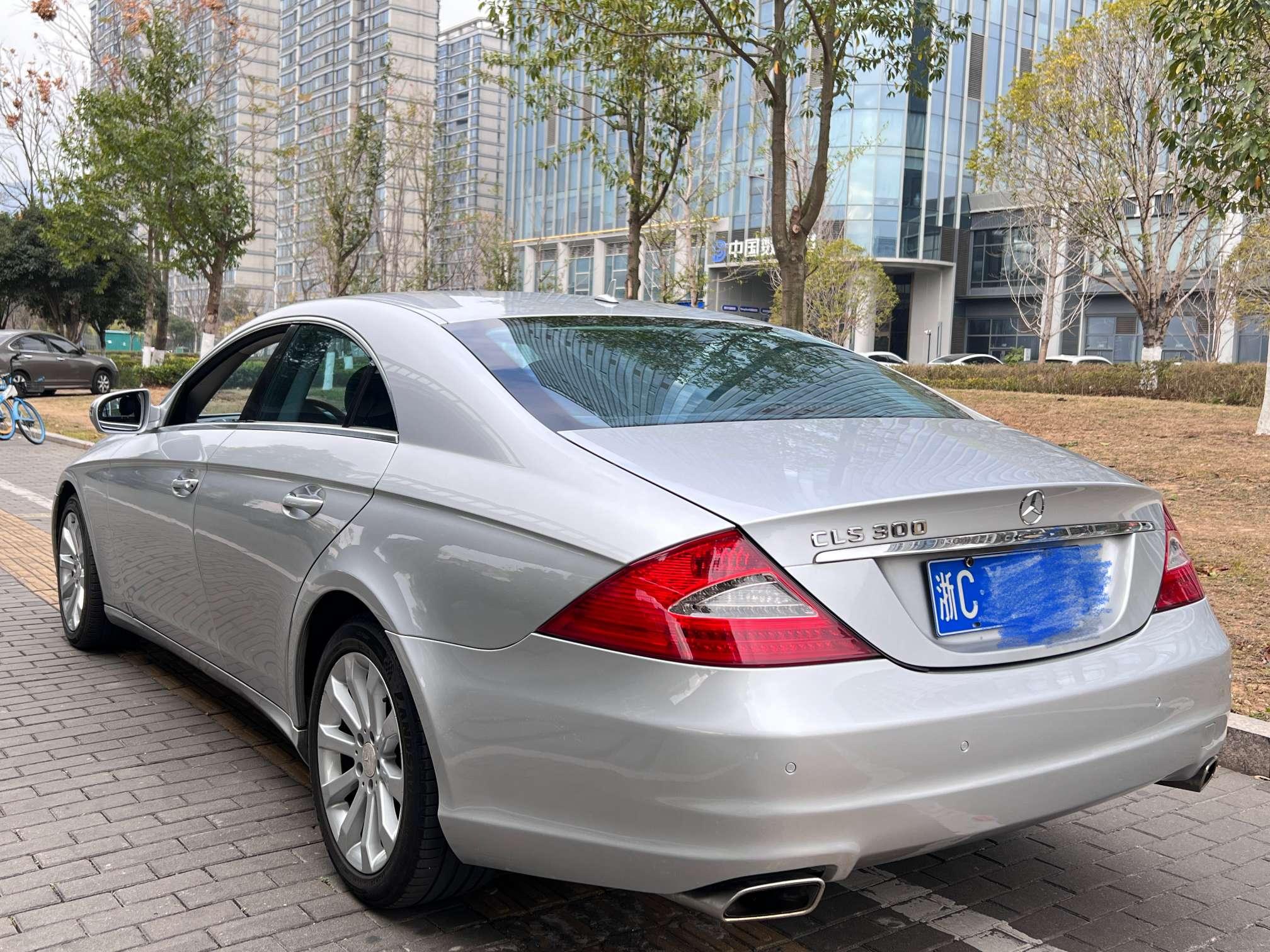 Mercedes-Benz CLS 2011 thumb 3