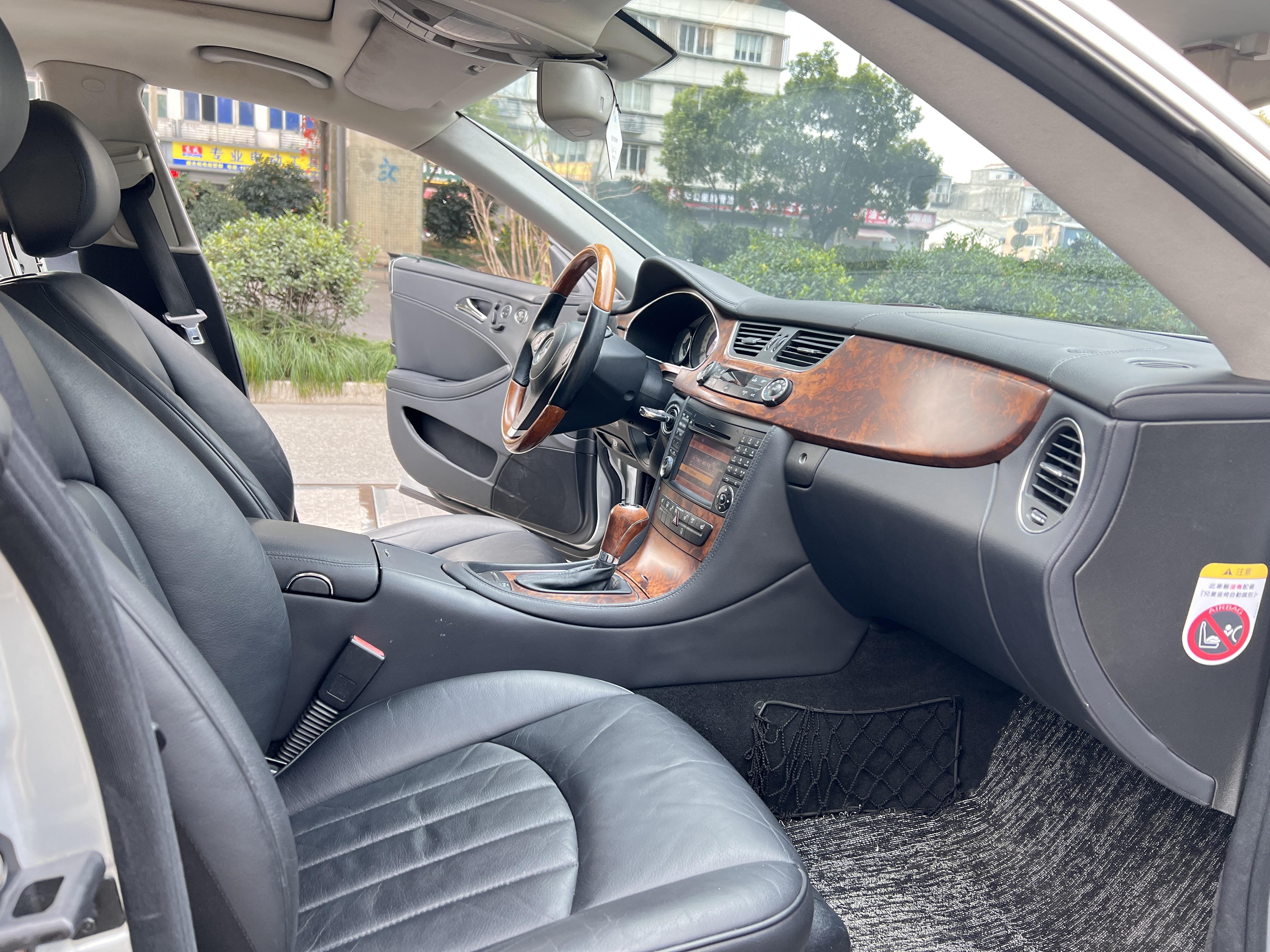 Mercedes-Benz CLS 2011 thumb 10