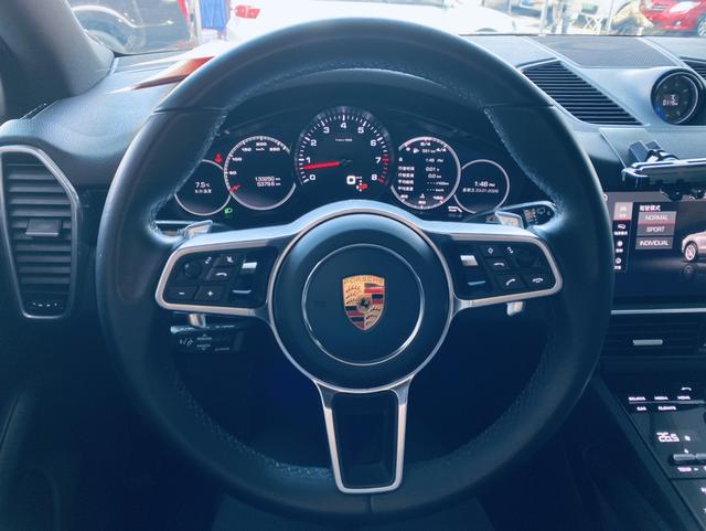 Porsche Cayenne 2019 thumb 5