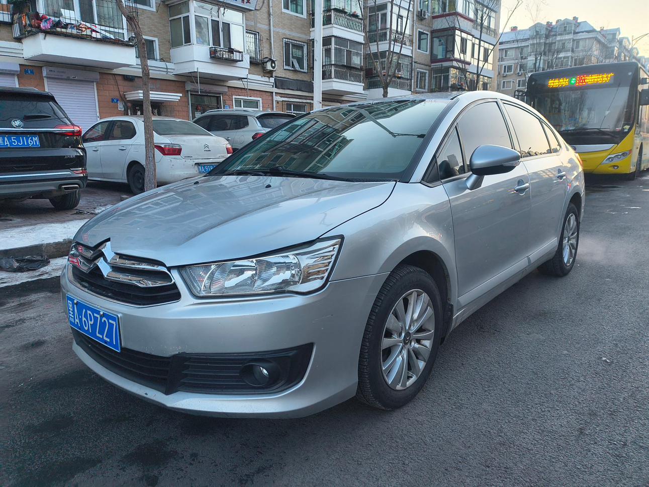 Citroen C4 2015 thumb 8
